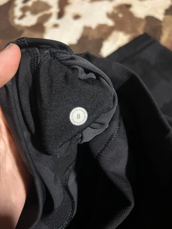 Lululemon High- Rise 25” Align Leggings 8 - Picture 3 of 3